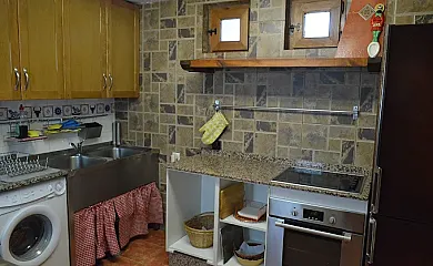 Casa Rural El Zarzal en Santiago Del Collado (Ávila) - Foto 4