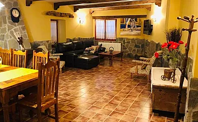 Casa de Siesta y Brisca en Ortigosa de Rioalmar (Ávila) - Foto 2