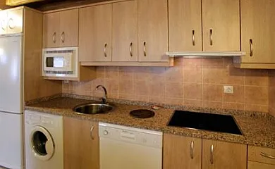 La Nava 10 en Nava del Barco (Ávila) - Foto 2