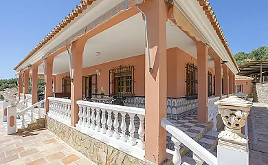 Los Cortijillos en Alcaucin (Málaga) - Foto 2