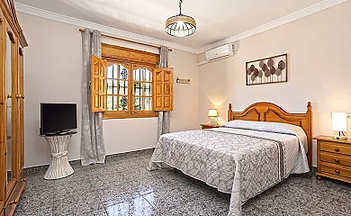 Los Cortijillos en Alcaucin (Málaga) - Foto 24