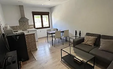 Apartamento Almanzor en Hoyos Del Espino (Ávila) - Foto 1