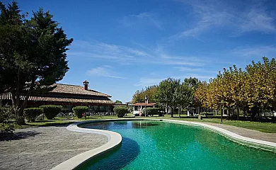 El Mirlo Blanco Hotel Rural en Candeleda (Ávila) - Foto 1