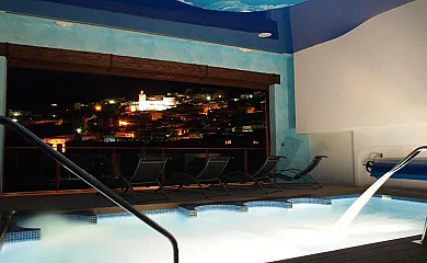 Hostal El Cerro en Pedro Bernardo (Ávila) - Foto 2