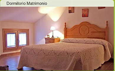 Apartamentos Los Adobes en Pedro Bernardo (Ávila) - Foto 4
