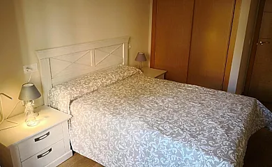 Apartamentos Torre de Gredos en Arenas de San Pedro (Ávila) - Foto 2