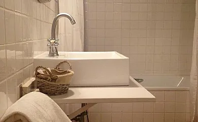 La Posada Real del Buen Camino en Villanueva de Campean (Zamora) - Foto 14