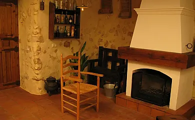 La Carpintería en Romanones (Guadalajara) - Foto 3