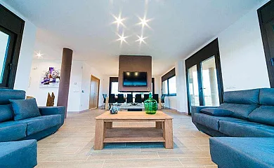 El Serrat en Vilademuls (Girona) - Foto 4