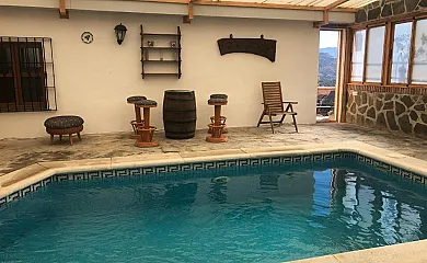 Casa Rural Cristina en Sayalonga (Málaga) - Foto 1