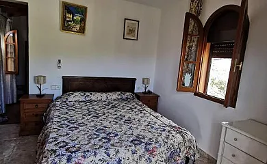 Casa Rural El Castillo en Canillas de Aceituno (Málaga) - Foto 2