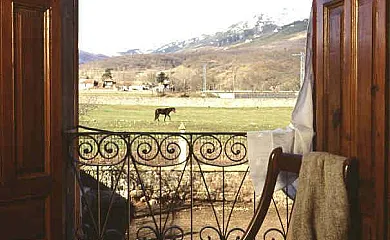 Casa Campoo y La Casa de Cantábria en Orzales (Cantabria) - Foto 7