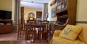 El Ciruelo Rojo**** 0014