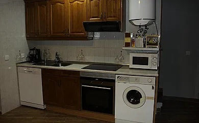 Casa de Chocolate y Las Pegueras en Cuevas Del Valle (Ávila) - Foto 9