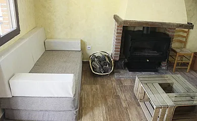 Casa de Chocolate y Las Pegueras en Cuevas Del Valle (Ávila) - Foto 20