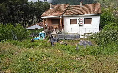 Casa de Chocolate y Las Pegueras en Cuevas Del Valle (Ávila) - Foto 1