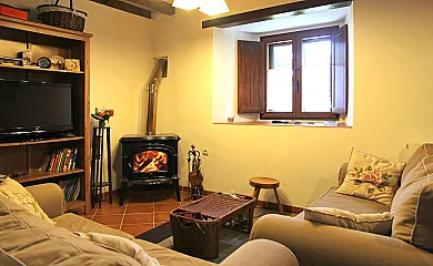 Casa Rural Rio Lunada I y II en Espinosa de los Monteros (Burgos) - Foto 2