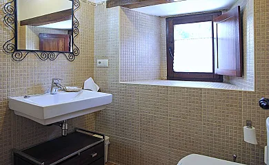 Casa Rural Rio Lunada I y II en Espinosa de los Monteros (Burgos) - Foto 13