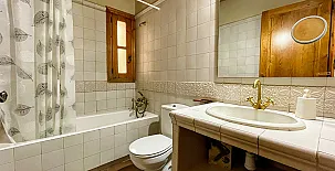 Alojamientos Rurales El Clos 0010