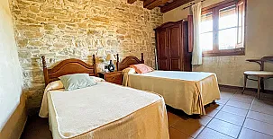 Alojamientos Rurales El Clos 007