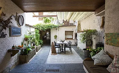 Ca la Laia en Torrelles de Foix (Barcelona) - Foto 3