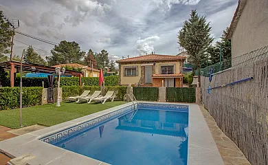 Casa Rural Higueras en Santa Maria de la Alameda (Madrid) - Foto 1