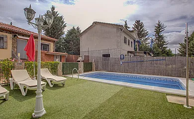 Casa Rural Higueras en Santa Maria de la Alameda (Madrid) - Foto 2