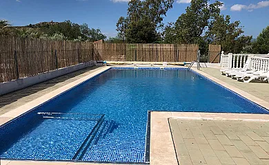 Caserío y Cabañas Las Tinajas