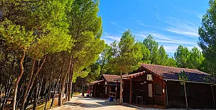 Caserío y Cabañas Las Tinajas 002