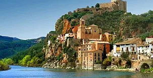 Lo Claustre del Delta y Alojamiento El Fangar 008