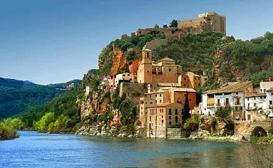 Lo Claustre del Delta y Alojamiento El Fangar en Sant Carles de la Rapita (Tarragona) - Foto 8
