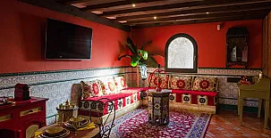 Lo Claustre del Delta y Alojamiento El Fangar 0023