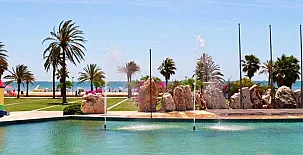 Lo Claustre del Delta y Alojamiento El Fangar 002