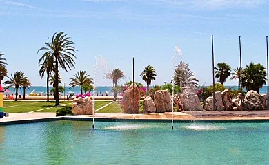 Lo Claustre del Delta y Alojamiento El Fangar en Sant Carles de la Rapita (Tarragona) - Foto 2