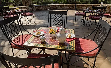 Lo Claustre del Delta y Alojamiento El Fangar en Sant Carles de la Rapita (Tarragona) - Foto 6