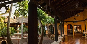 Lo Claustre del Delta y Alojamiento El Fangar 0060