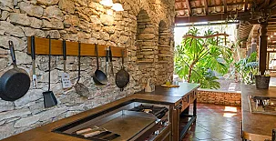 Lo Claustre del Delta y Alojamiento El Fangar 007