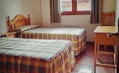 Lahuerta Casa Rural Apartamentos en Guadalaviar (Teruel) - Foto 4