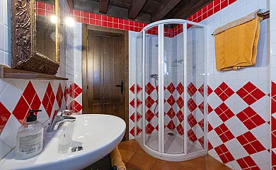 Casa Rural Pinar de Navaleno I y II en Navaleno (Soria) - Foto 12