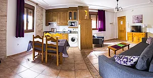 Casas-Apartamentos Rurales El Prado 006