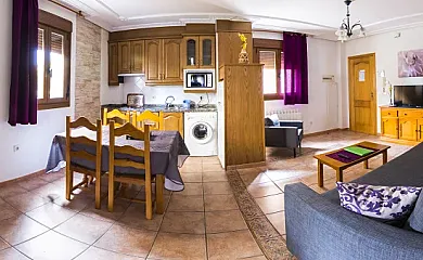 Casas y Apartamentos El Prado en Pinofranqueado (Cáceres) - Foto 10