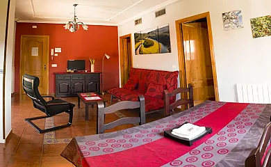 Casas y Apartamentos El Prado en Pinofranqueado (Cáceres) - Foto 3