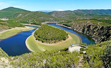 Casas y Apartamentos El Prado en Pinofranqueado (Cáceres) - Foto 2