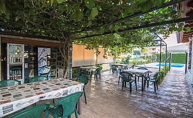 Casas y Apartamentos El Prado en Pinofranqueado (Cáceres) - Foto 15