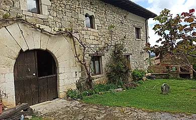 Casa Rural Ttipiaenea Landetxea en Ariz (Navarra) - Foto 1