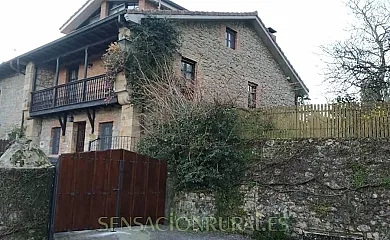 La Casa de Migegos en San Vicente de la Barquera (Cantabria) - Foto 1