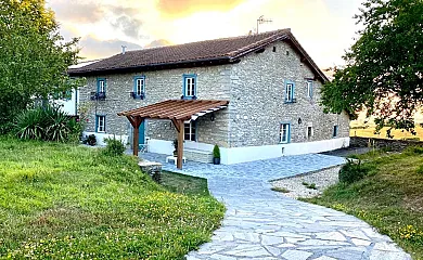 Casa Rural Ulle Gorri en Urkabustaiz (Álava) - Foto 1
