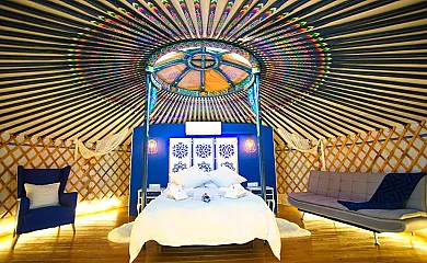 Jardín de las Delizias en Casas Del Castañar (Cáceres) - Foto 4