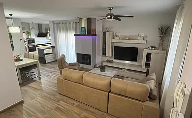 Villa Campoamor en Los Villares (Jaén) - Foto 2