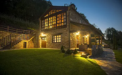 Casona de Labrada en A Pontenova (Lugo) - Foto 1